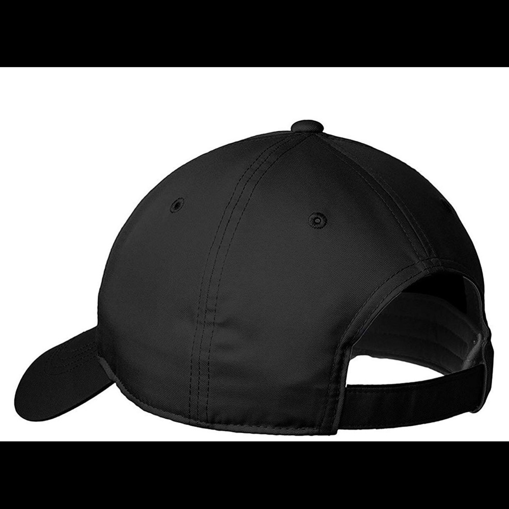 Nike Golf Tech Swoosh Cap